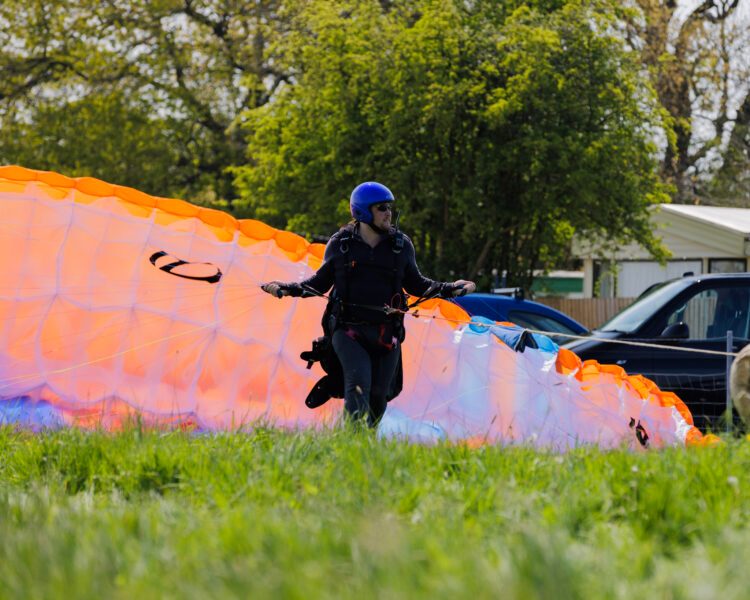 Elevate paragliding and paramotoring training image 8